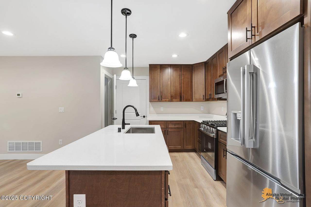 533 Ashbrook Drive - Photo 1