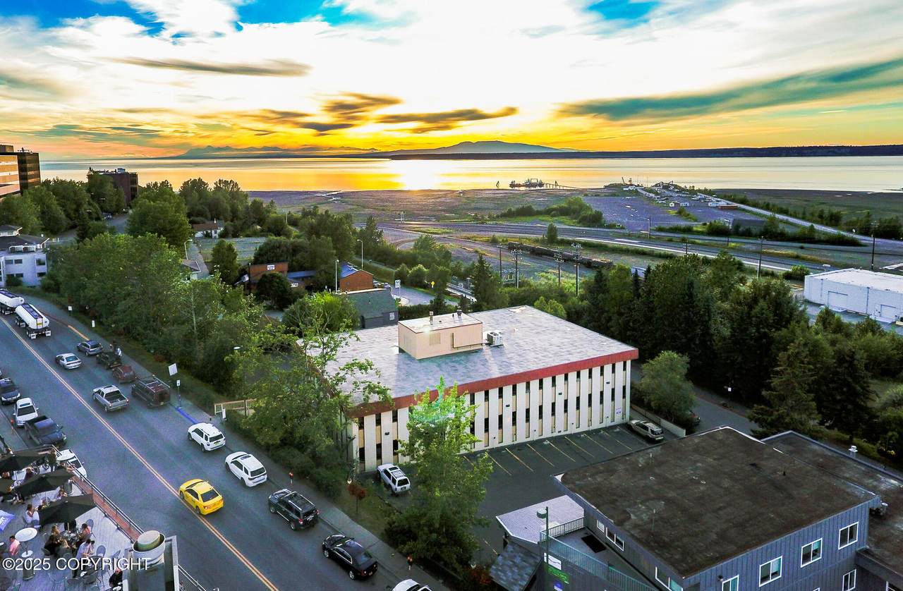 750 2nd Avenue - Photo 1