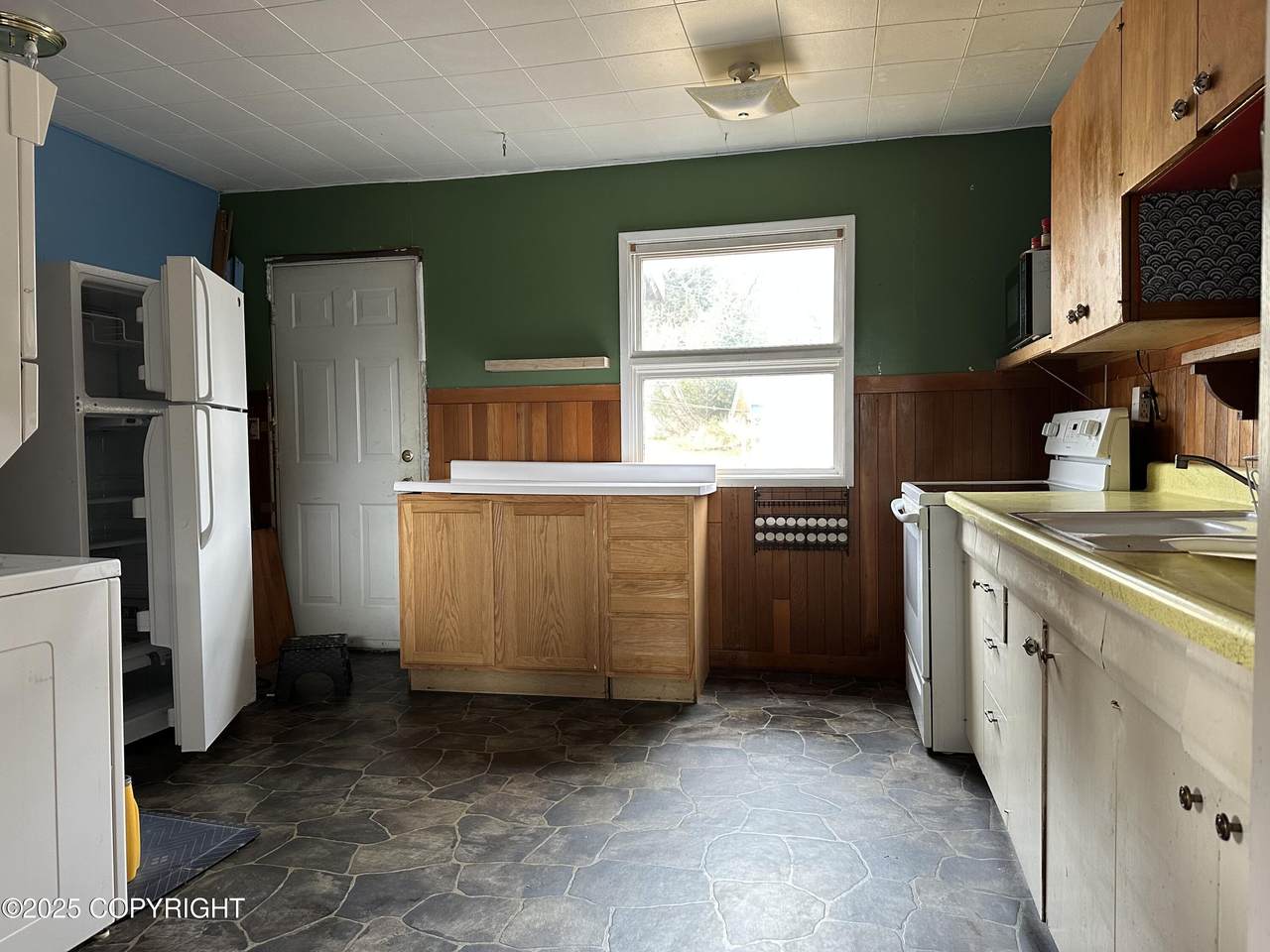 https://bt-photos.global.ssl.fastly.net/alaska/1280_boomver_1_25-3265-2.jpg