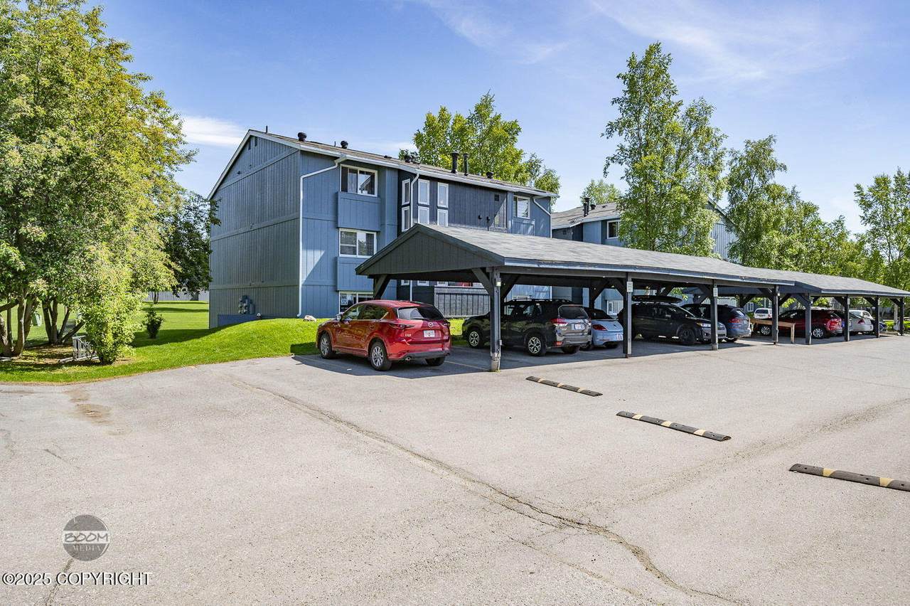 1675 Sitka Street - Photo 1