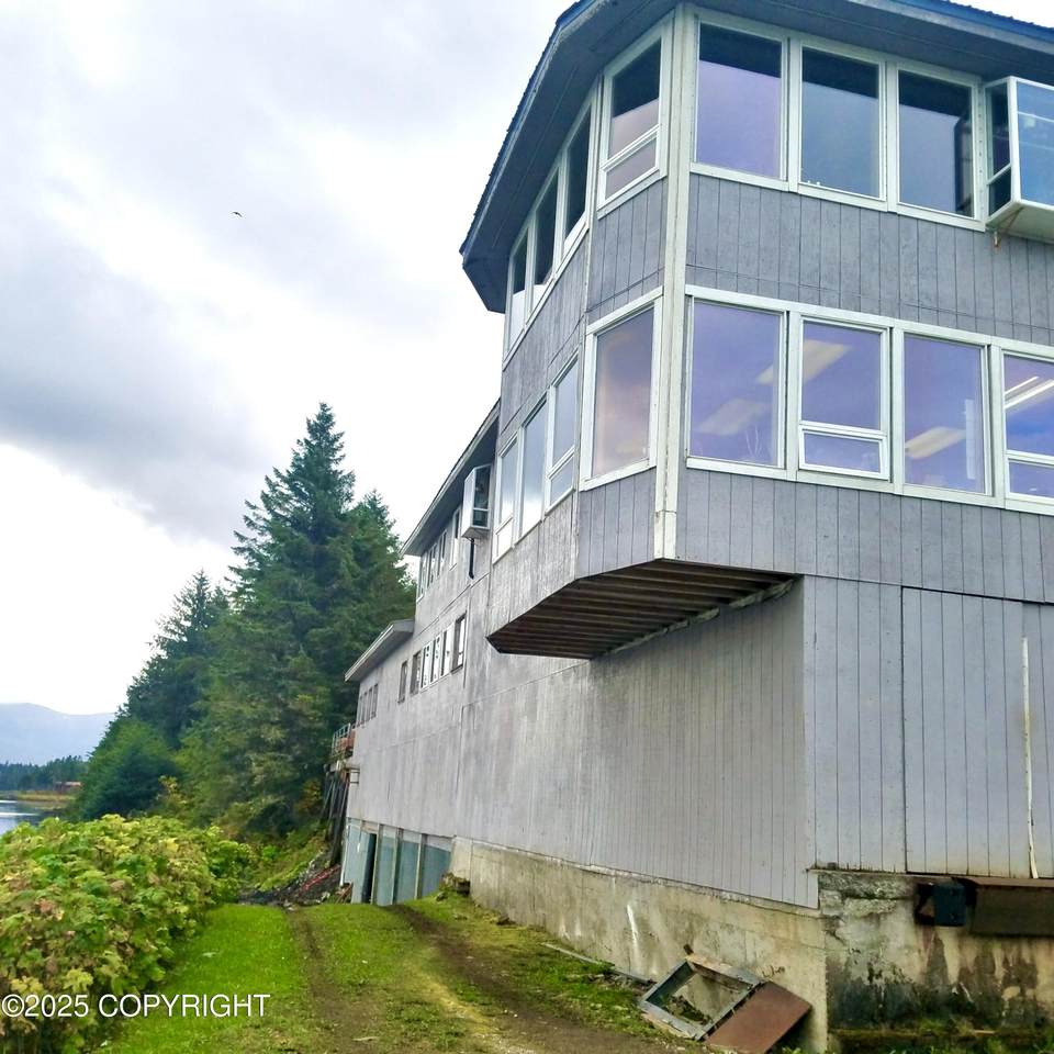 https://bt-photos.global.ssl.fastly.net/alaska/1280_boomver_1_25-8213-2.jpg
