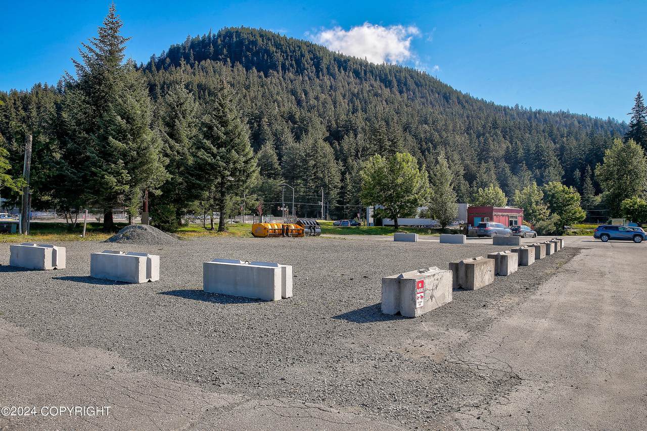 https://bt-photos.global.ssl.fastly.net/alaska/1280_boomver_1_25-9024-2.jpg