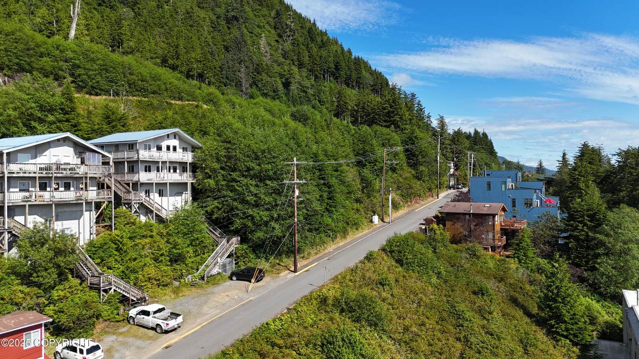 https://bt-photos.global.ssl.fastly.net/alaska/1280_boomver_1_25-9830-2.jpg