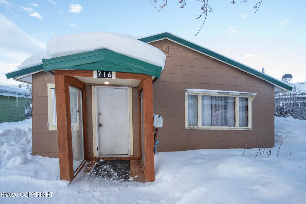 https://bt-photos.global.ssl.fastly.net/alaska/1280_boomver_1_26-1409-2.jpg