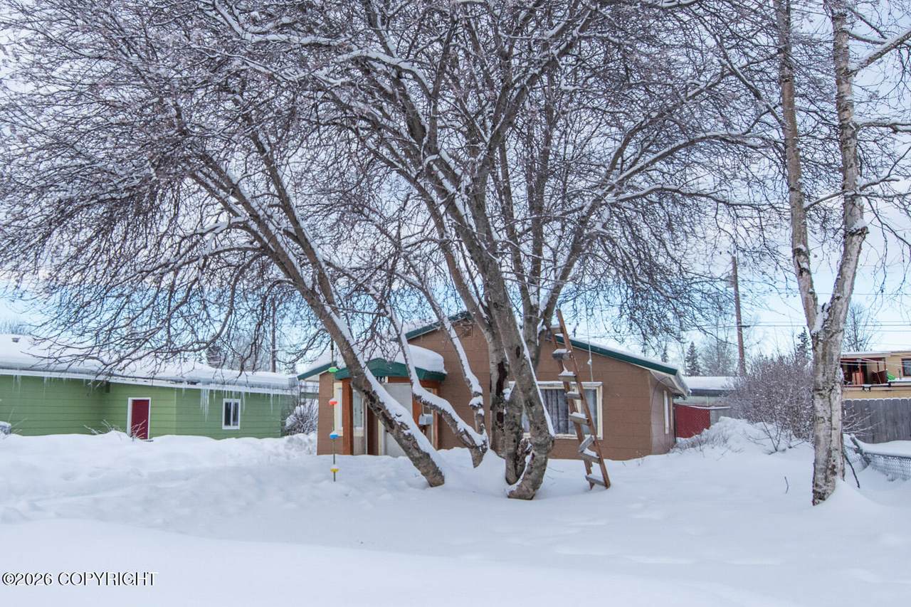 https://bt-photos.global.ssl.fastly.net/alaska/1280_boomver_1_26-1409-2.jpg