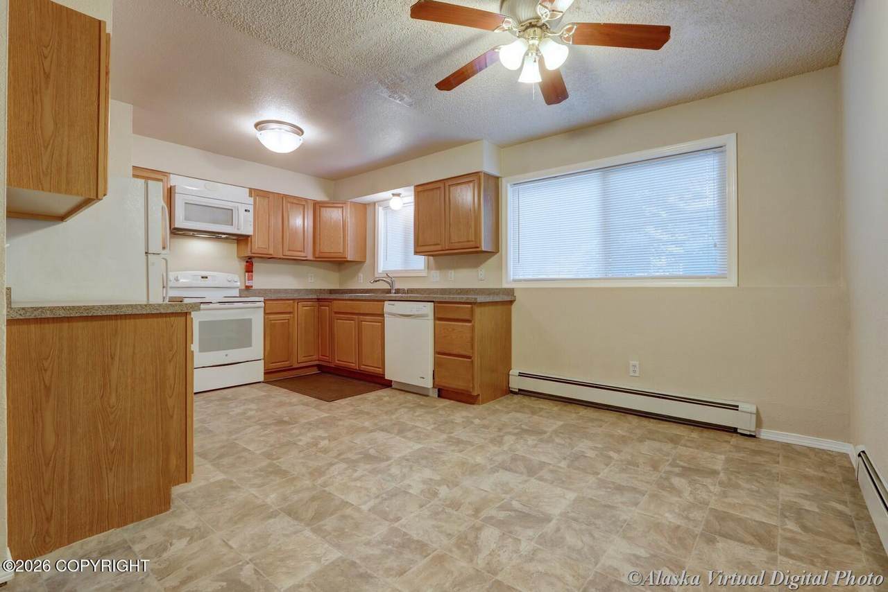 816 Bragaw Street - Photo 1