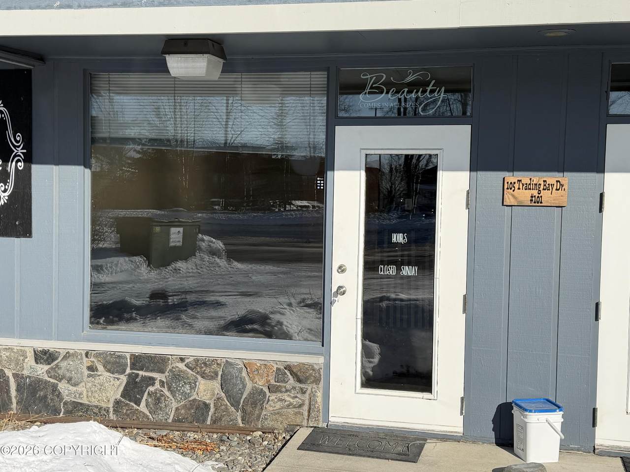 105 Trading Bay Road - Photo 1