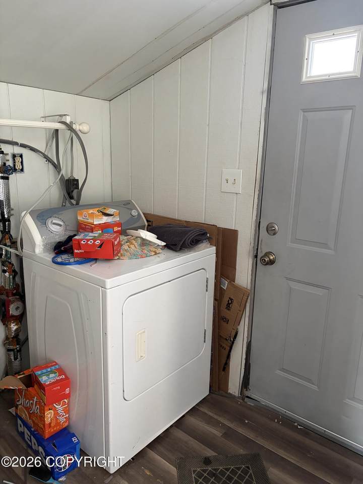 https://bt-photos.global.ssl.fastly.net/alaska/1280_boomver_1_26-2421-2.jpg