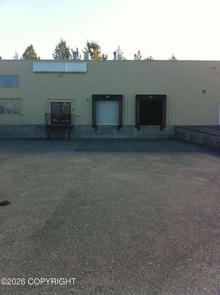 https://bt-photos.global.ssl.fastly.net/alaska/1280_boomver_1_26-2635-2.jpg