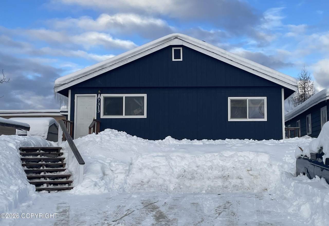 7313 Peck Avenue - Photo 1