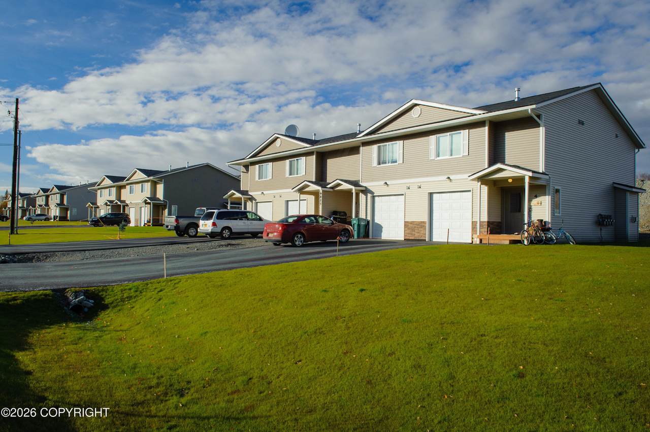9635 Trennie Loop - Photo 1