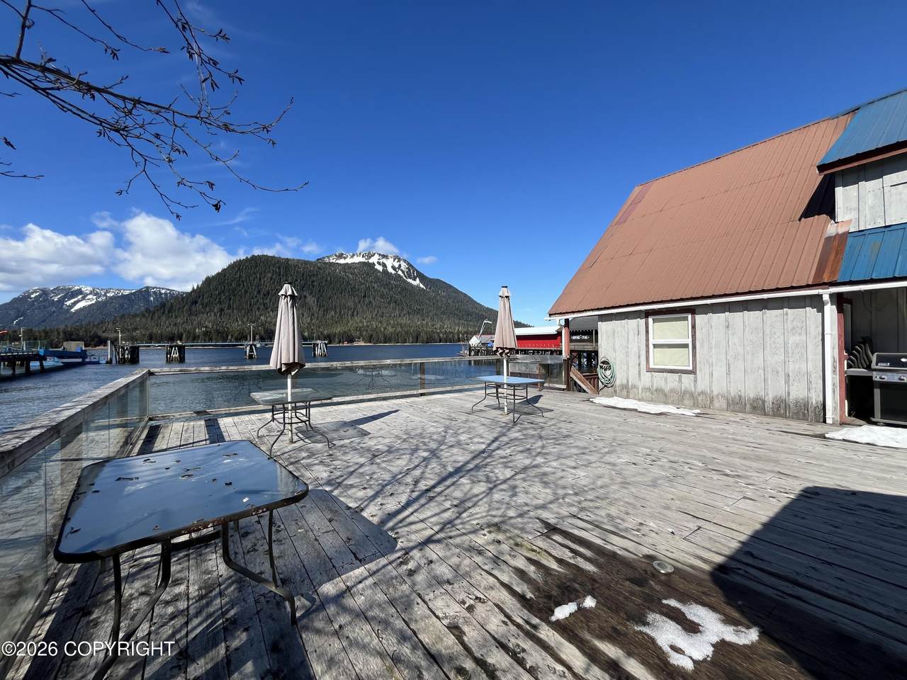 https://bt-photos.global.ssl.fastly.net/alaska/1280_boomver_1_26-3946-2.jpg