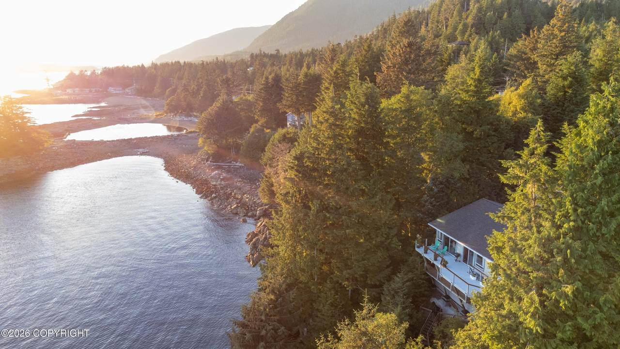 https://bt-photos.global.ssl.fastly.net/alaska/1280_boomver_1_26-4302-2.jpg