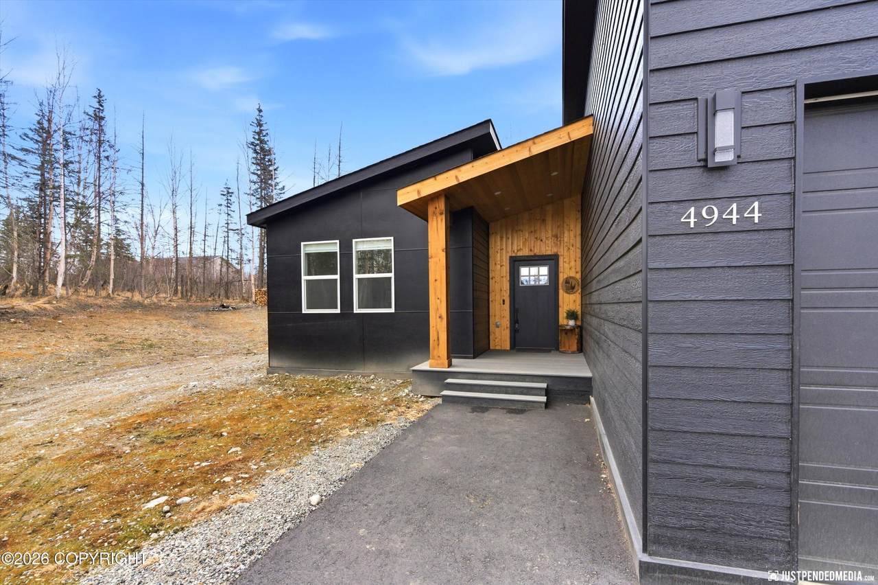 https://bt-photos.global.ssl.fastly.net/alaska/1280_boomver_1_26-4659-2.jpg