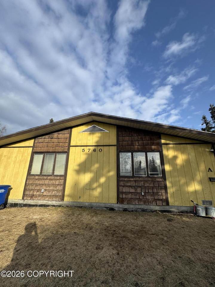 5760 College Drive - Photo 1