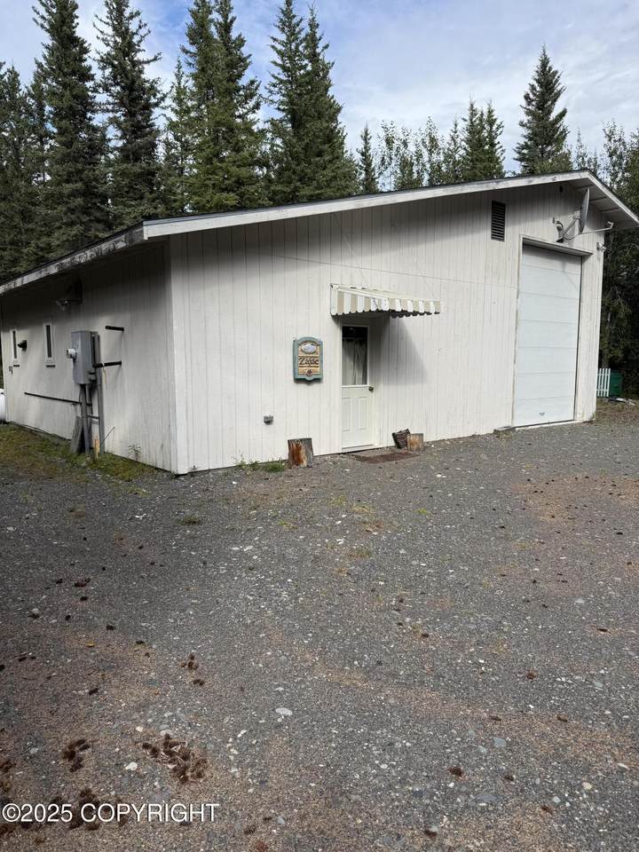 https://bt-photos.global.ssl.fastly.net/alaska/1280_boomver_1_26-473-2.jpg