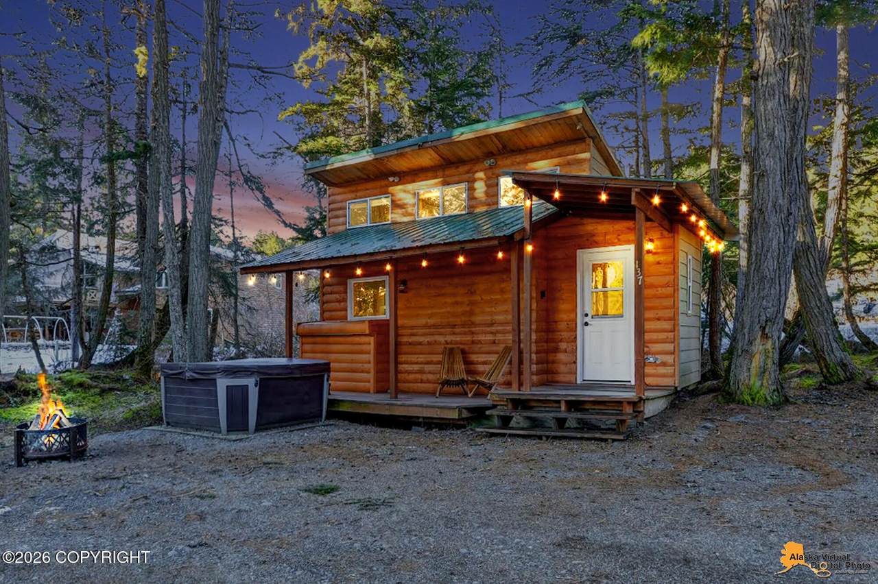 137 Telemark Way - Photo 1