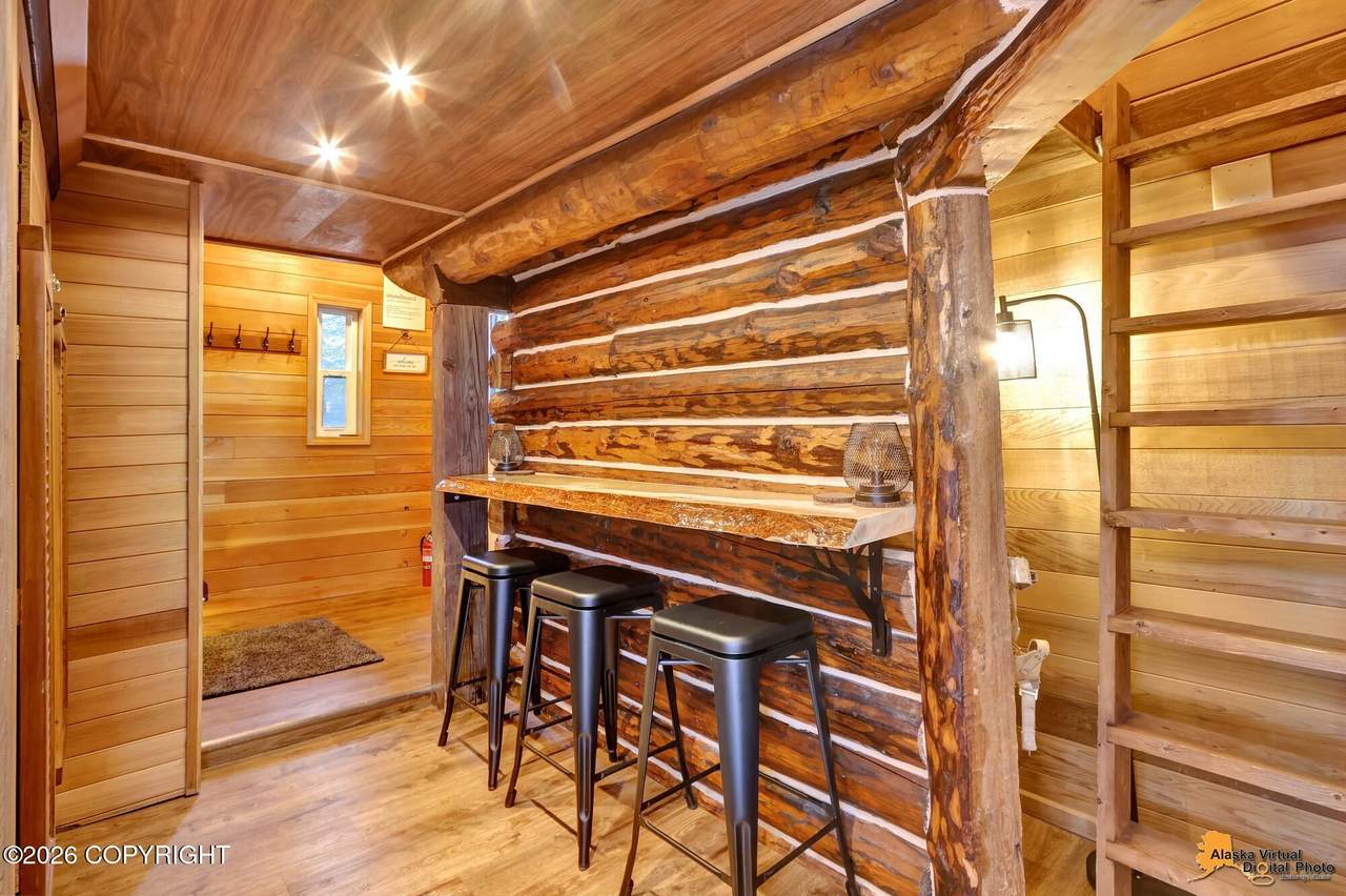 https://bt-photos.global.ssl.fastly.net/alaska/1280_boomver_1_26-4734-2.jpg