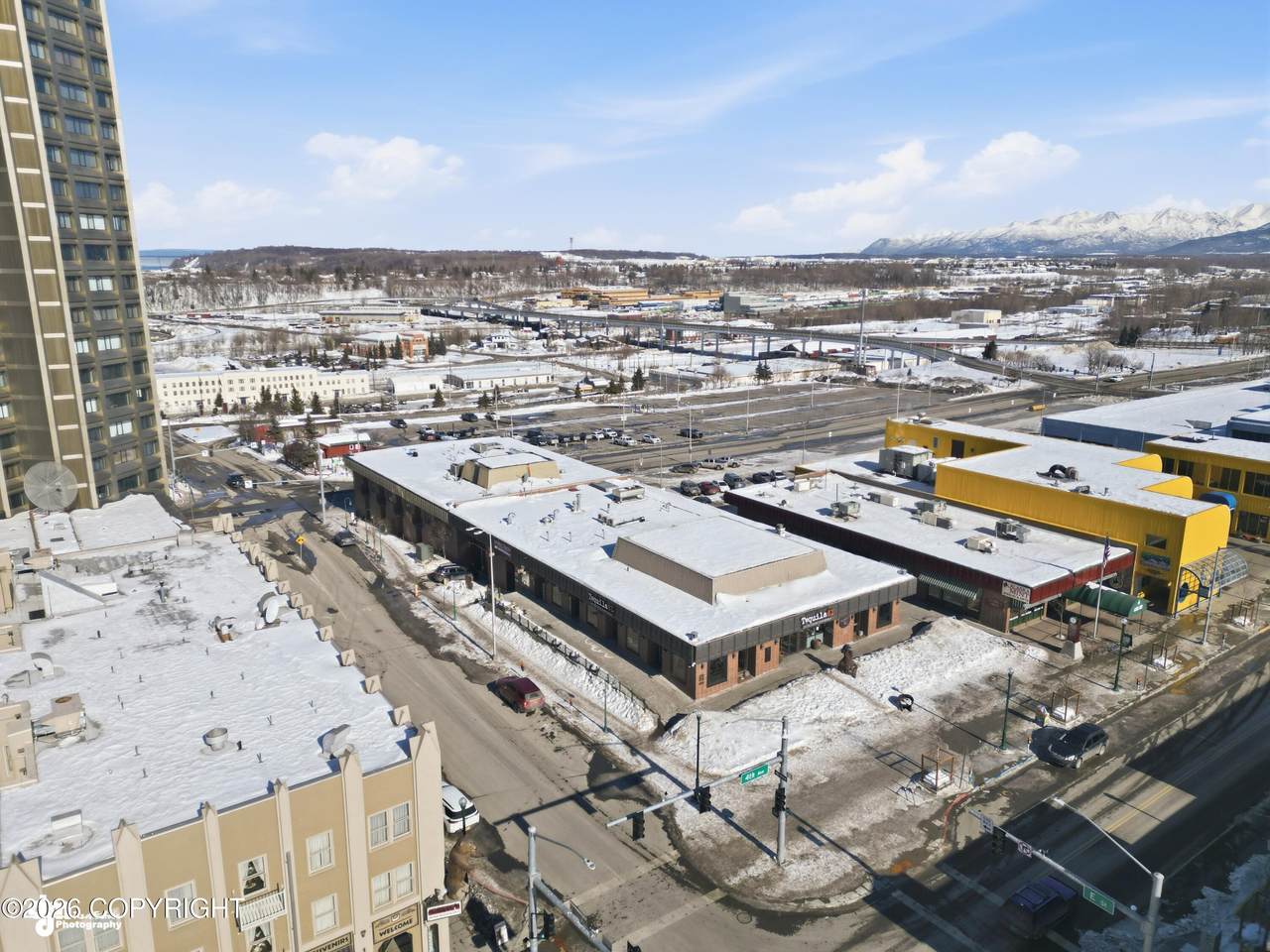 315 E Street - Photo 1