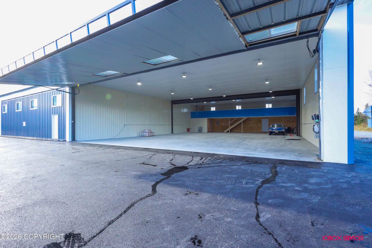 820 Evergreen Avenue - Photo 1
