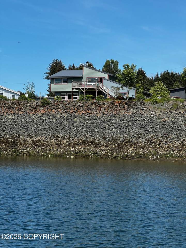https://bt-photos.global.ssl.fastly.net/alaska/1280_boomver_2_26-5438-2.jpg