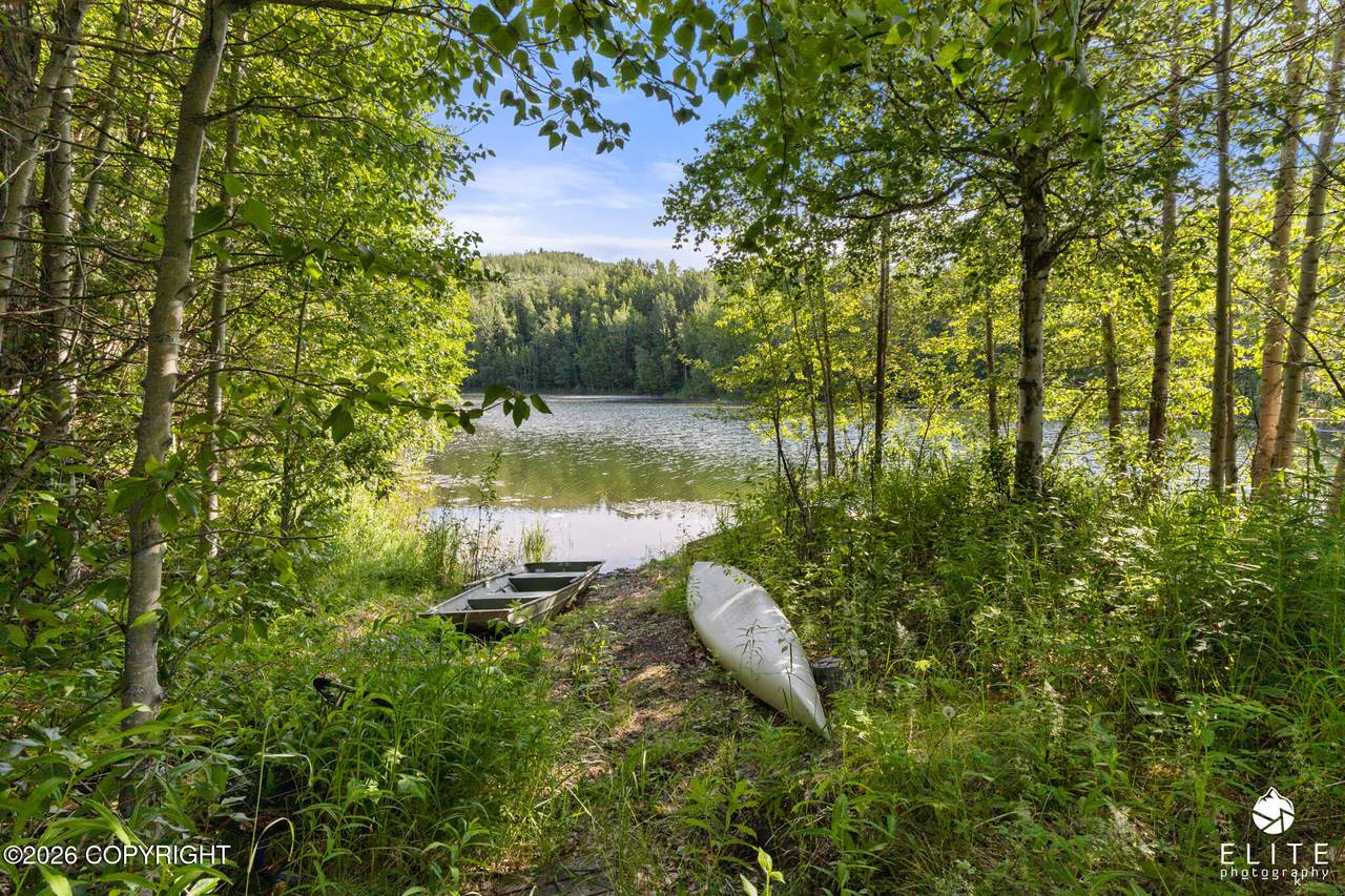 https://bt-photos.global.ssl.fastly.net/alaska/1280_boomver_1_26-5527-2.jpg