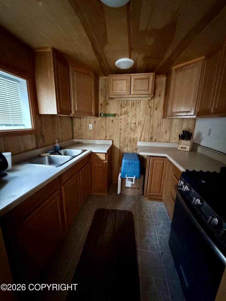 https://bt-photos.global.ssl.fastly.net/alaska/1280_boomver_1_26-5625-2.jpg