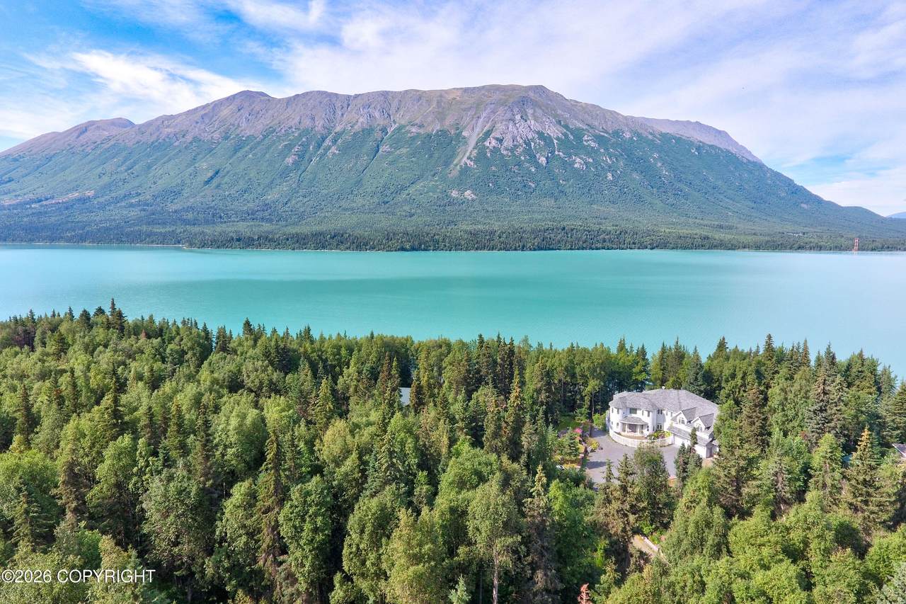 https://bt-photos.global.ssl.fastly.net/alaska/1280_boomver_2_26-5636-2.jpg
