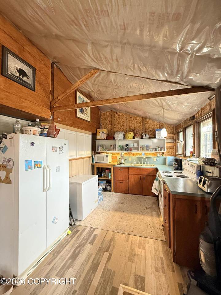 https://bt-photos.global.ssl.fastly.net/alaska/1280_boomver_1_26-5684-2.jpg