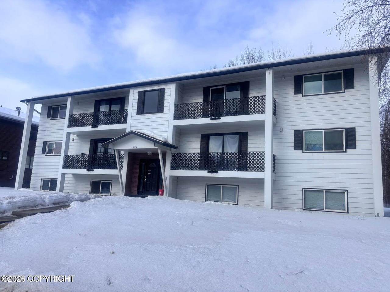 1916 Beaver Place - Photo 1