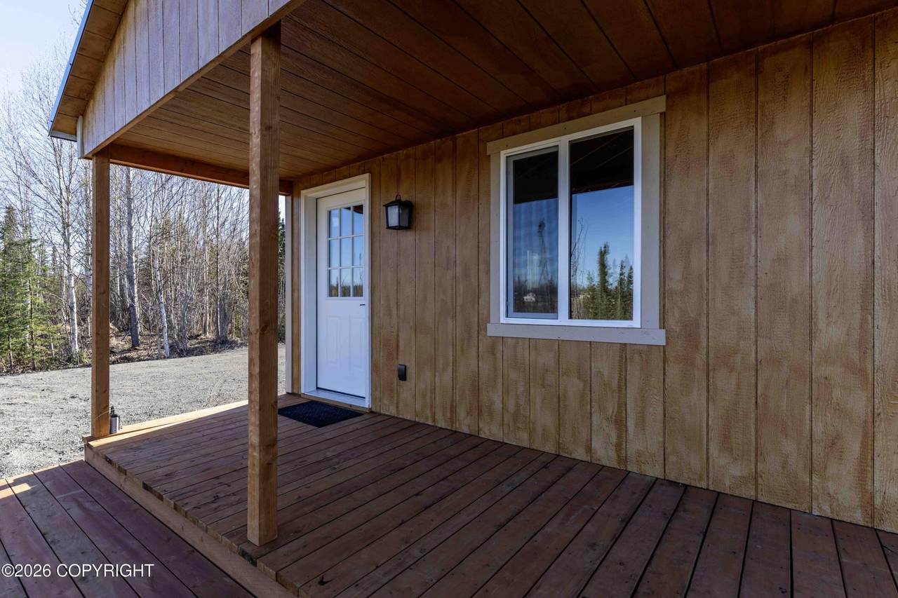 https://bt-photos.global.ssl.fastly.net/alaska/1280_boomver_1_26-5773-2.jpg