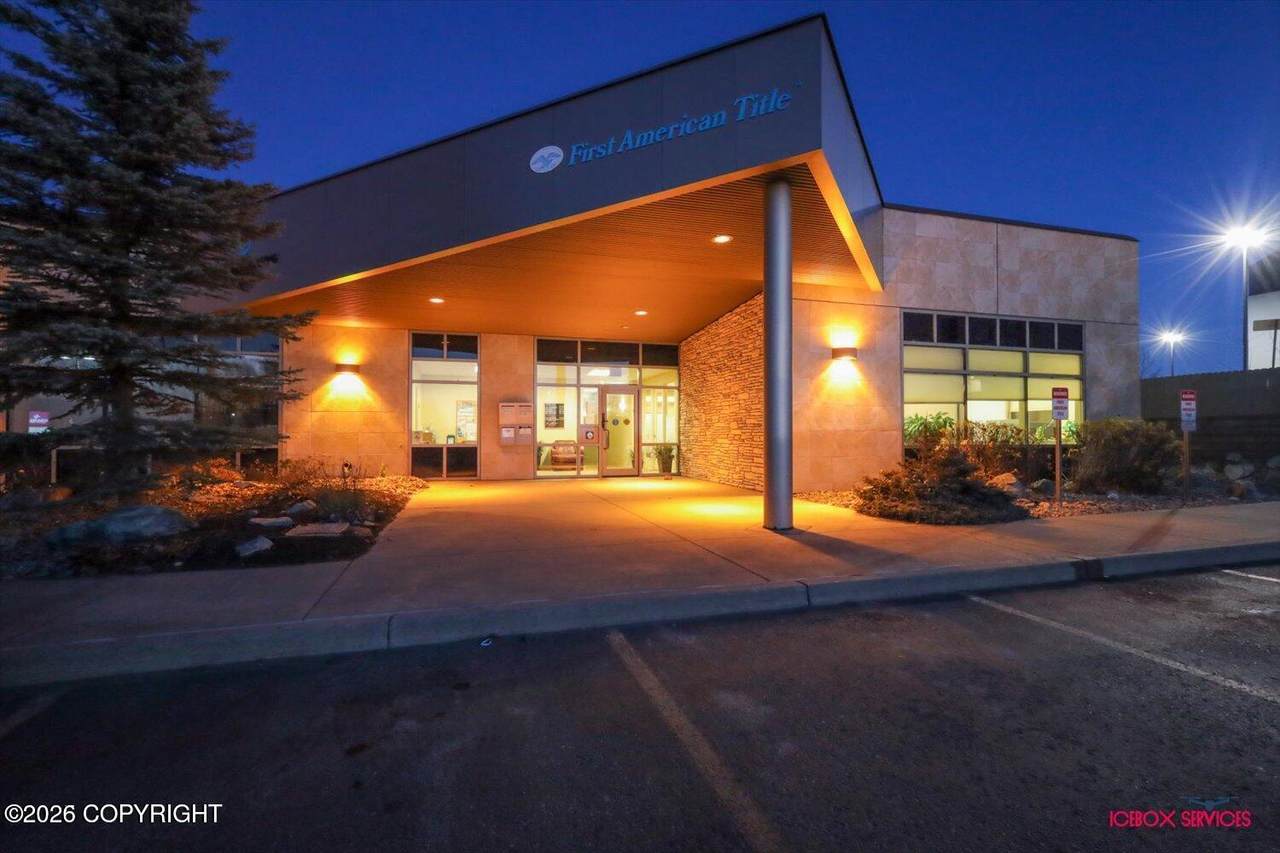 892 Usa Circle - Photo 1