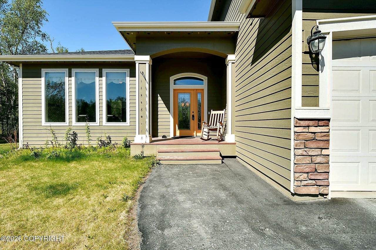 https://bt-photos.global.ssl.fastly.net/alaska/1280_boomver_2_26-6079-2.jpg