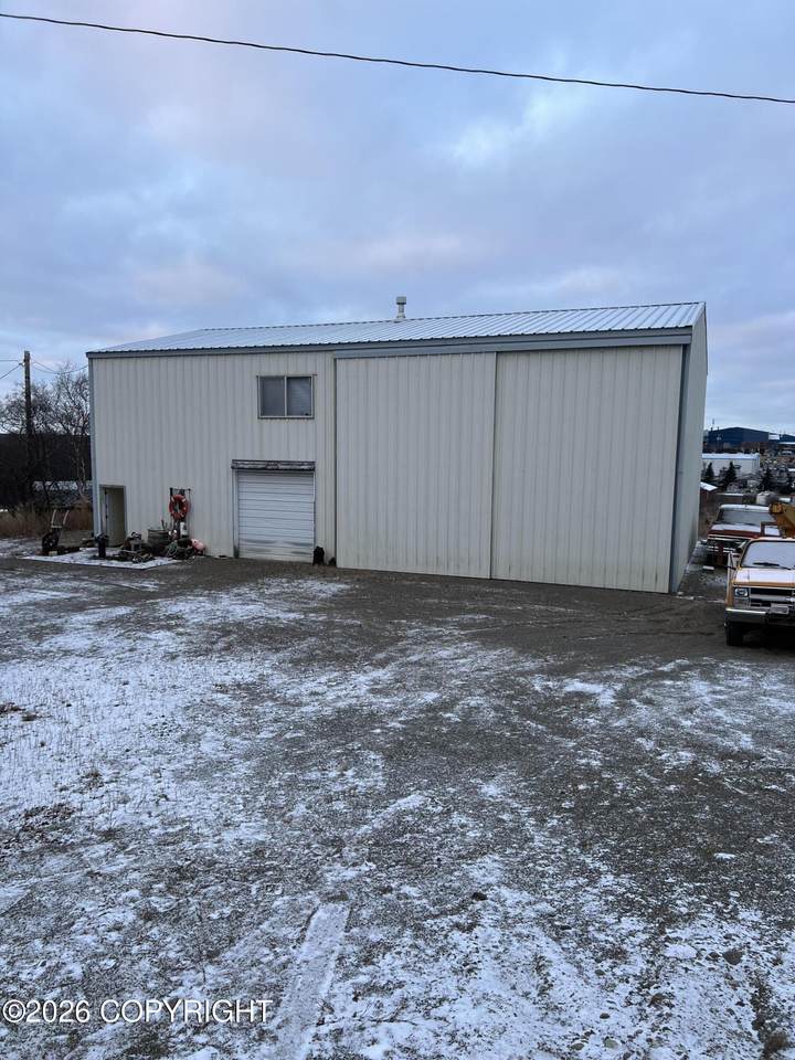 43 South Eagle - Photo 1