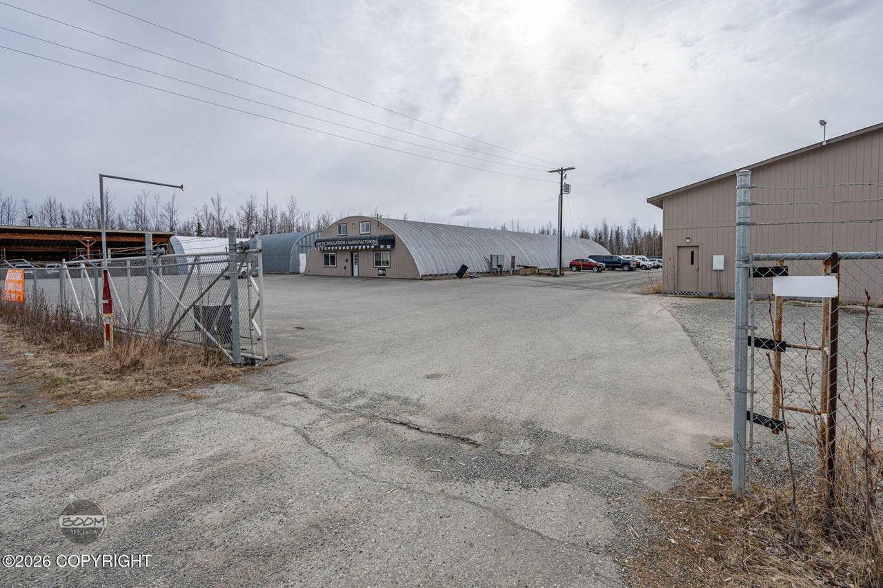 https://bt-photos.global.ssl.fastly.net/alaska/1280_boomver_1_26-6345-2.jpg