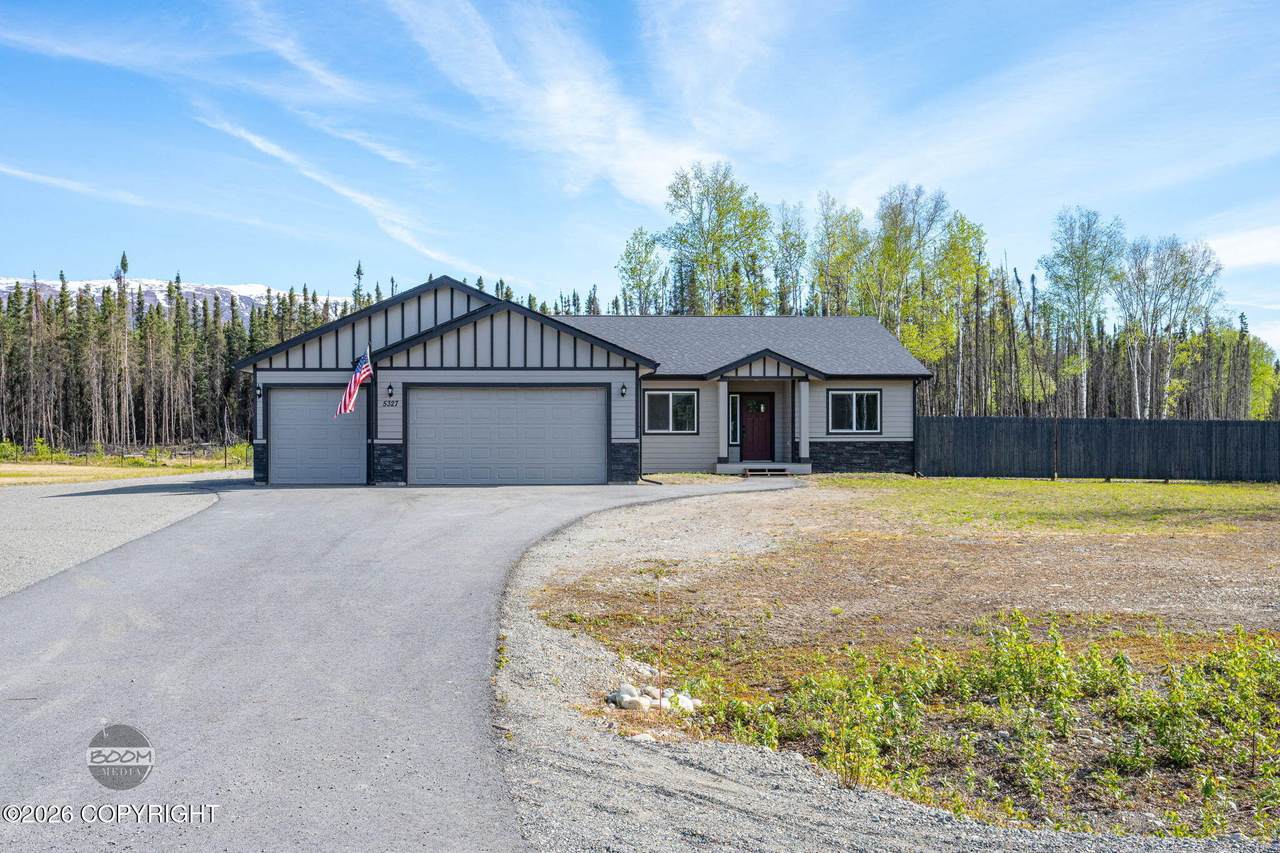 5327 Suslositna Street - Photo 1