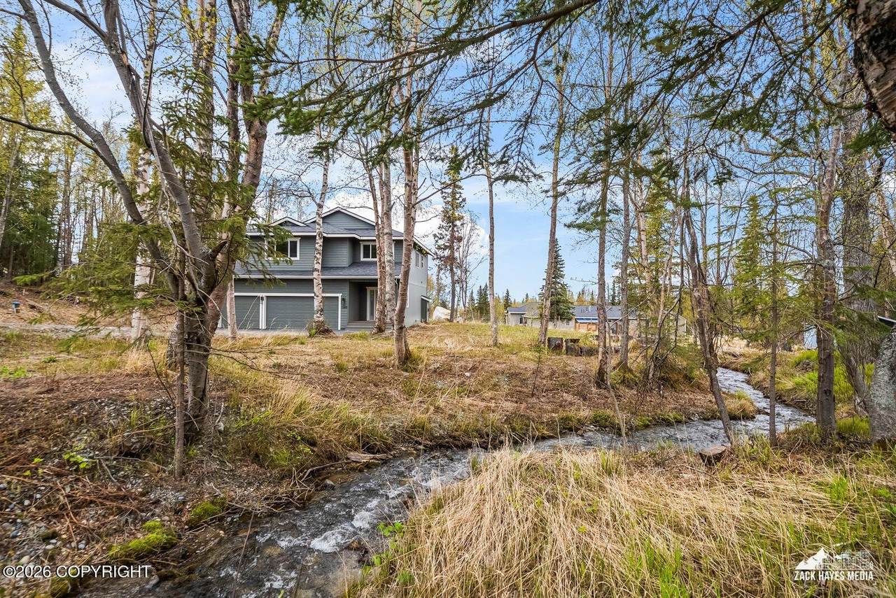 https://bt-photos.global.ssl.fastly.net/alaska/1280_boomver_1_26-6652-2.jpg