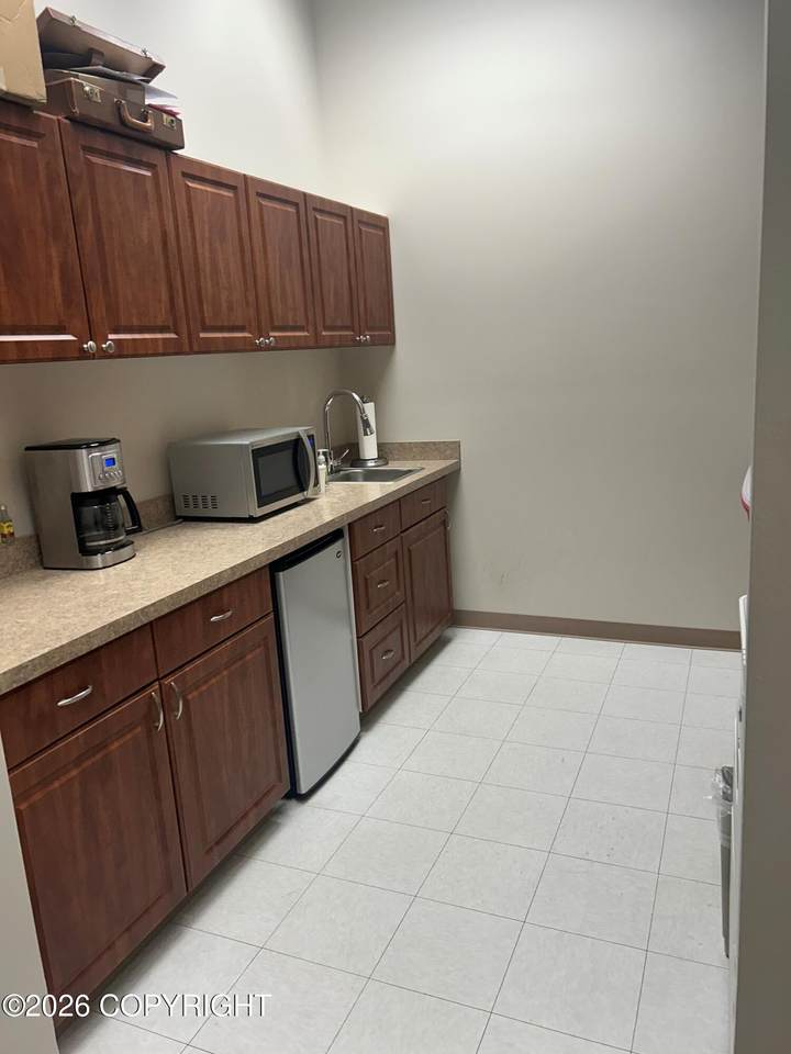 1400 Benson Boulevard - Photo 1