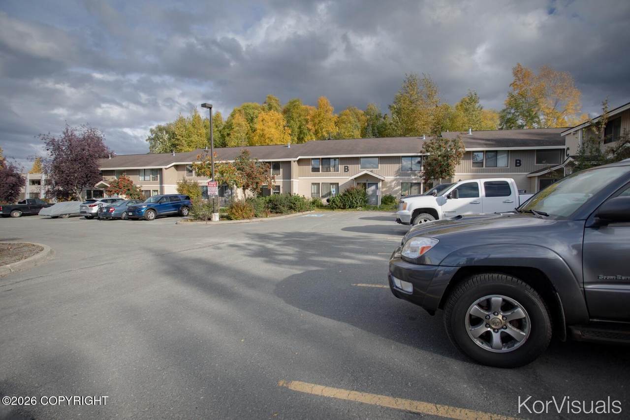 16510 Centerfield Drive - Photo 1