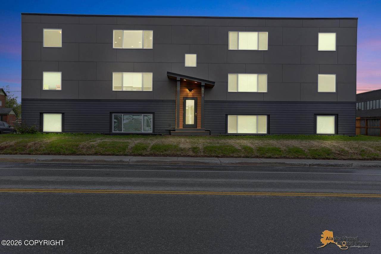 609 Cobb Street - Photo 1