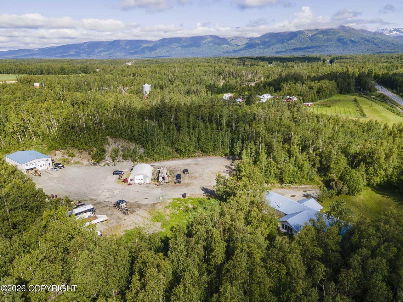 https://bt-photos.global.ssl.fastly.net/alaska/1280_boomver_1_26-7686-2.jpg