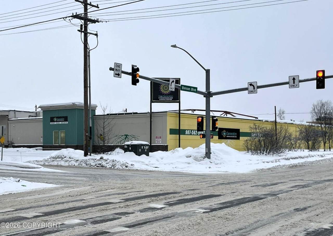 2809 Arctic Boulevard - Photo 1