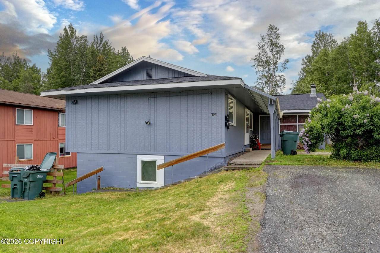 8500 Golden Street - Photo 1