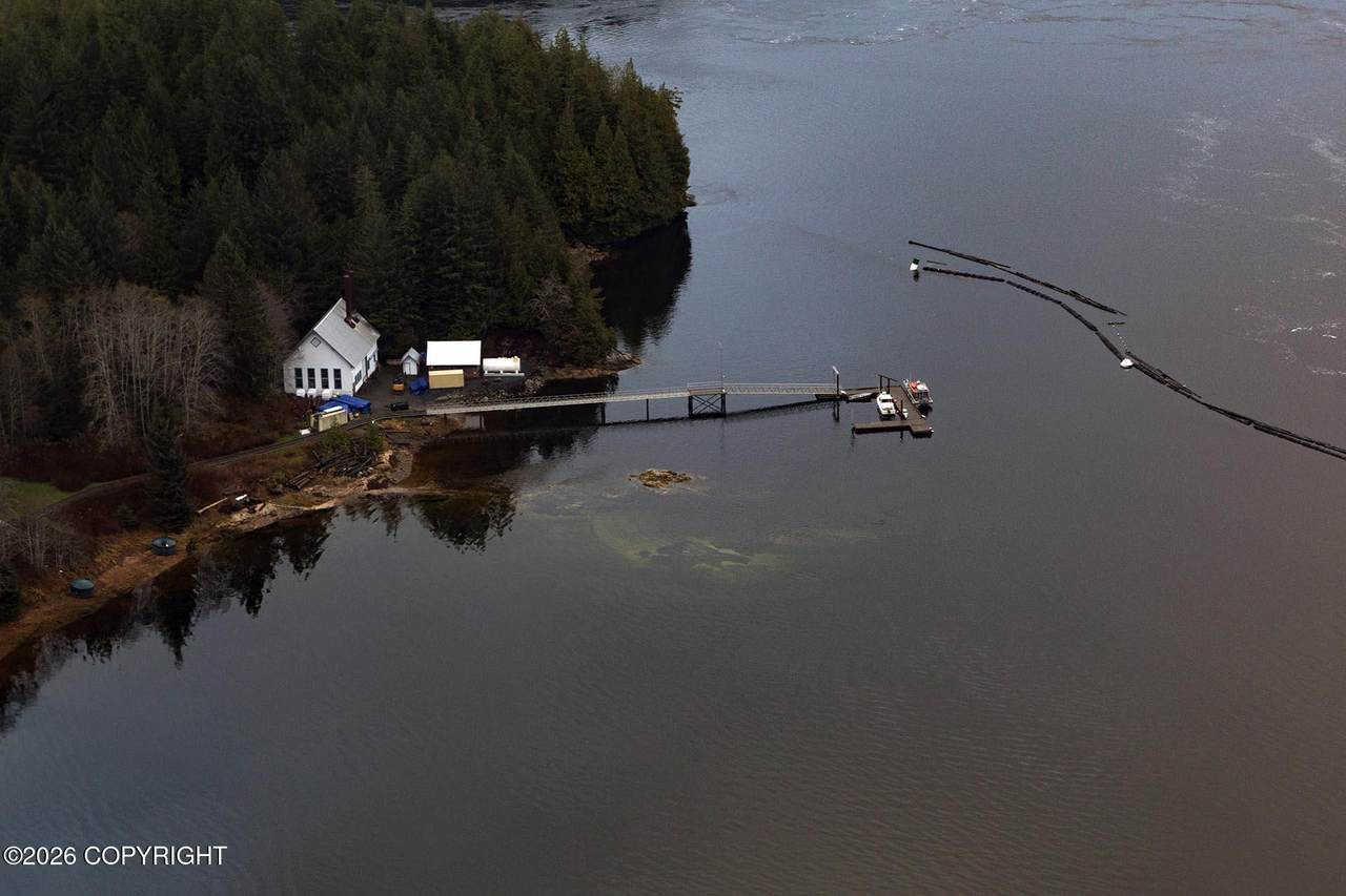 https://bt-photos.global.ssl.fastly.net/alaska/1280_boomver_1_26-8245-2.jpg