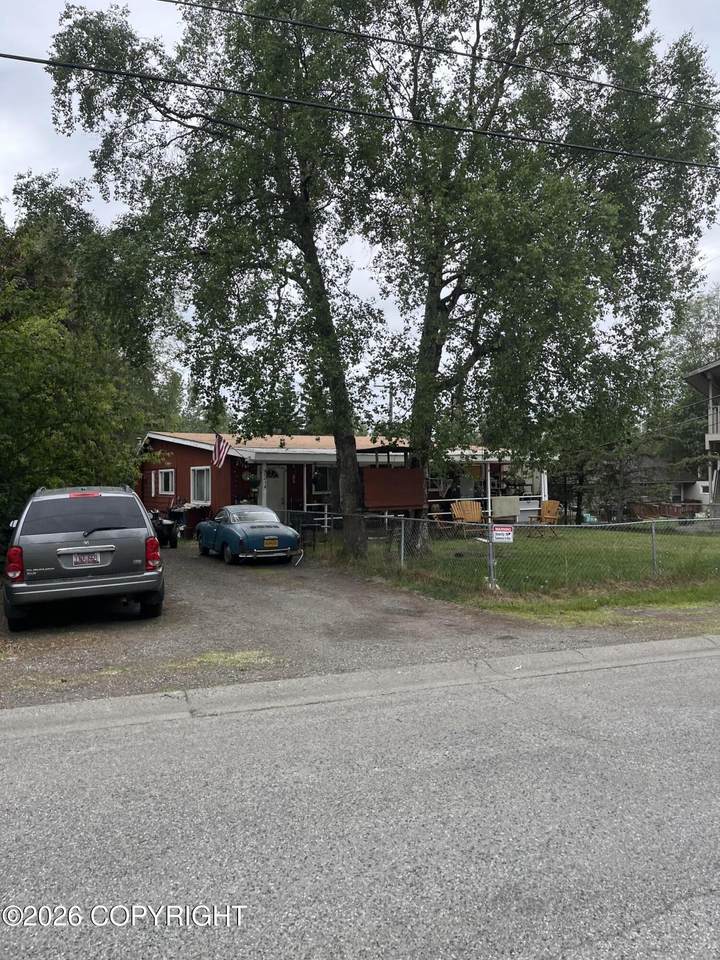 https://bt-photos.global.ssl.fastly.net/alaska/1280_boomver_1_26-8408-2.jpg