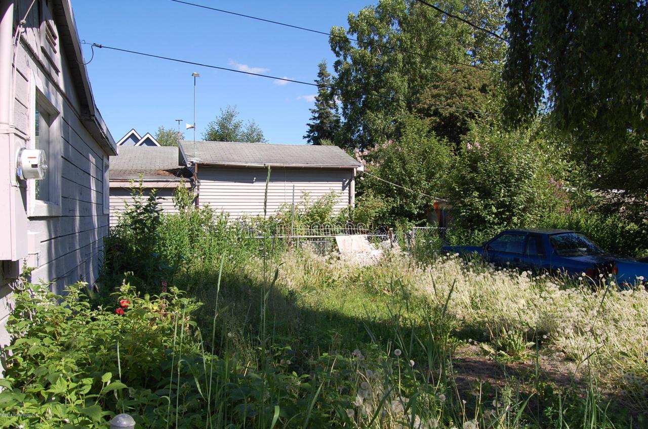 6910 11th Avenue - Photo 1