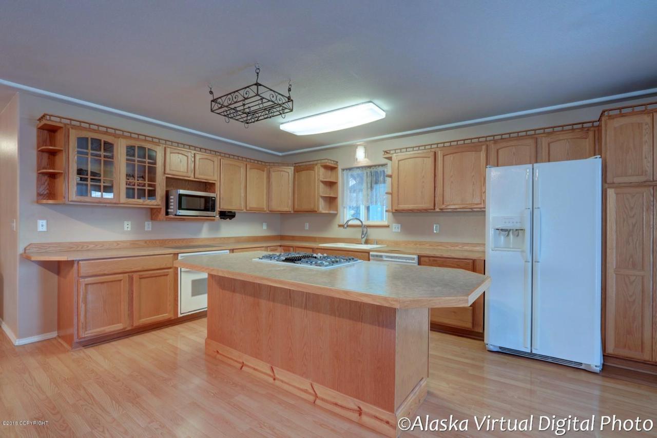 1820 Hamilton Drive - Photo 1
