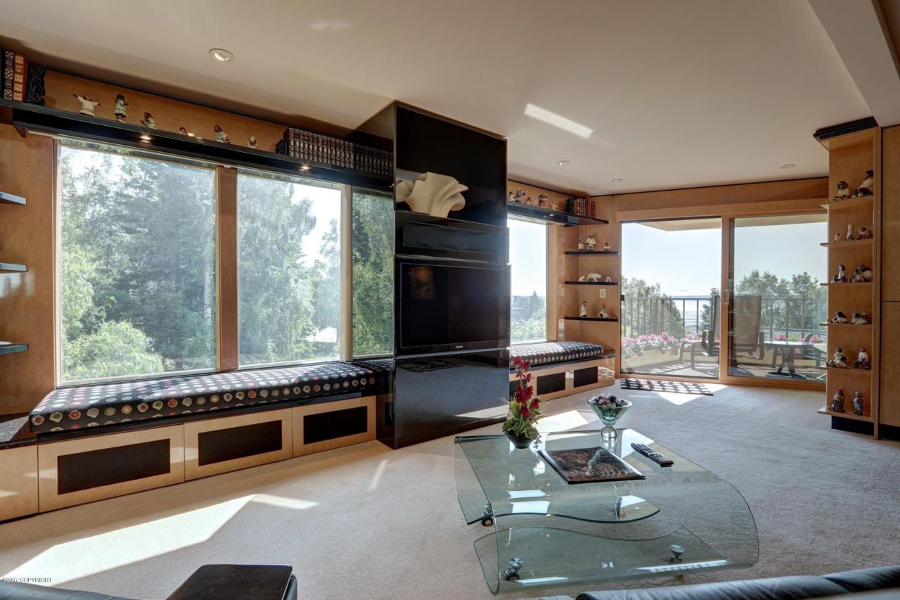 333 M Street - Photo 1