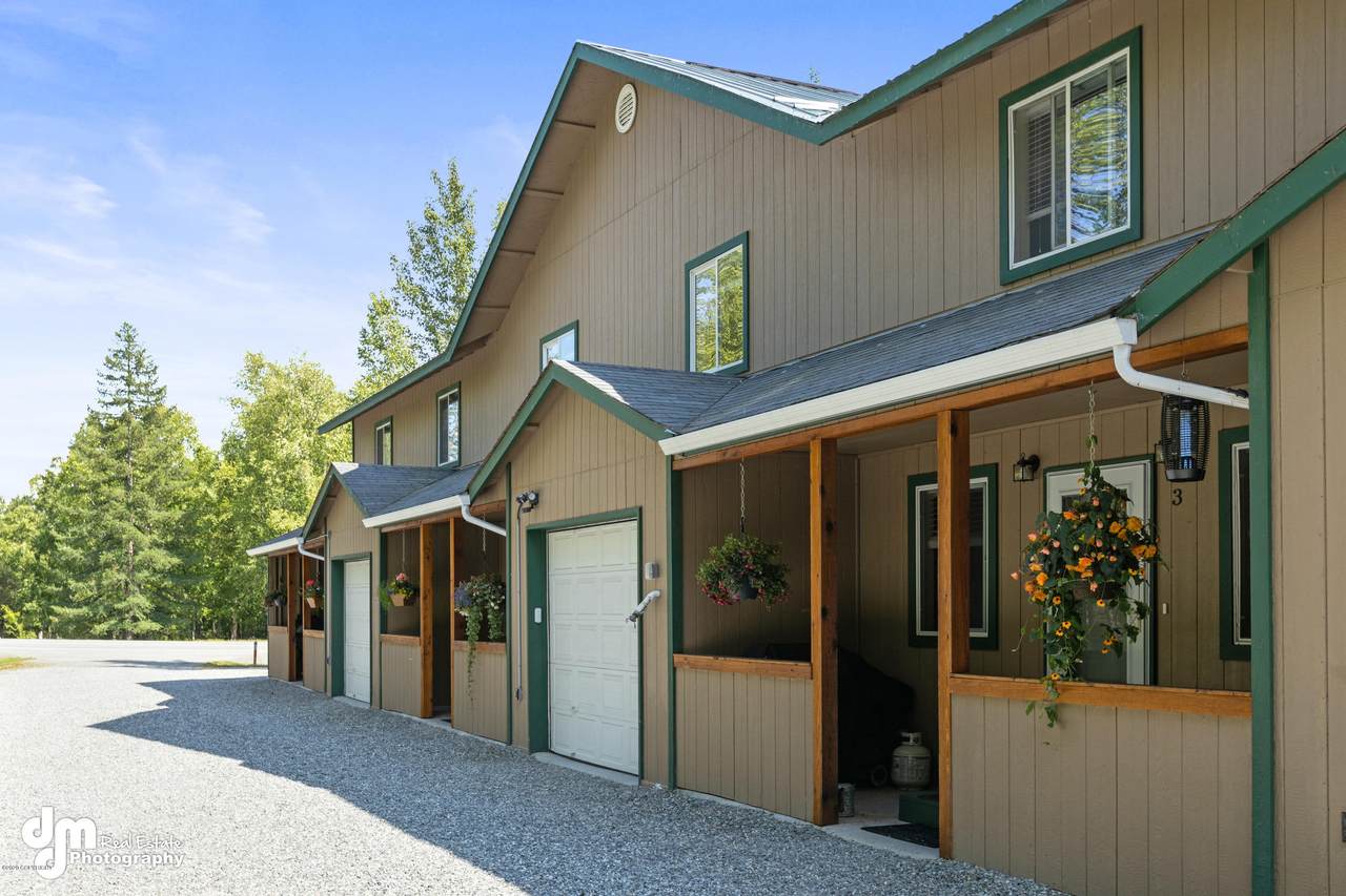 981 Fairview Loop - Photo 1