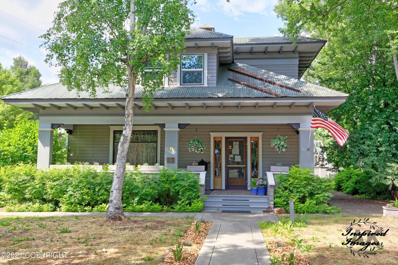 410 Cowles Street - Photo 1